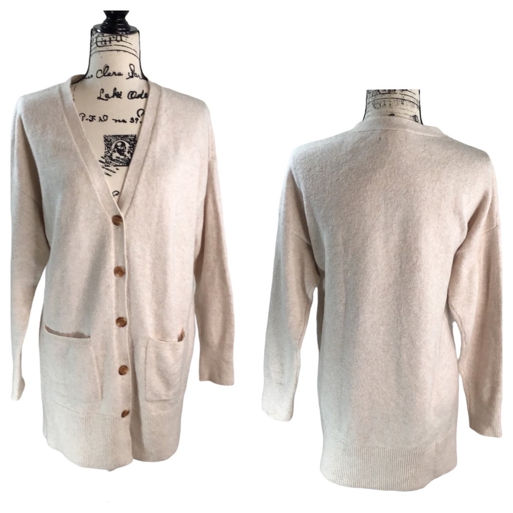 CASLON - Organic Cotton Blend Buttoned Cardigan Sweater in Oatmeal Color - M